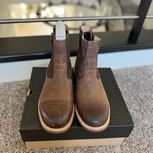 UGG dalvin boot